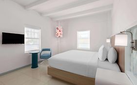 The Townhouse Hotel Miami